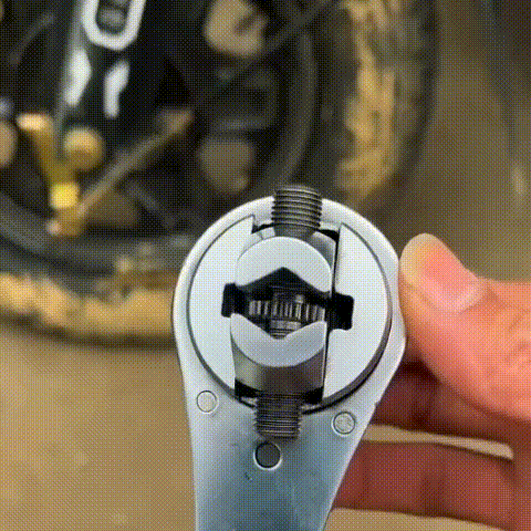 6〜22mm ネジ用 調整式ラチェットレンチキット